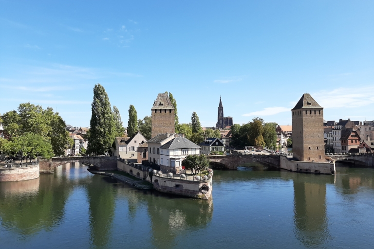 Wspaniała wycieczka po mieście spacerująca po Strasburgu