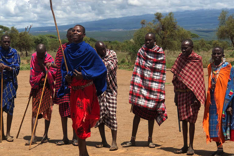 Tour del villaggio Masai e cultura a Kajiado da Nairobi.Opzione standard