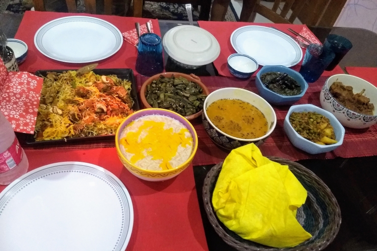 Wycieczka z przewodnikiem do Spice Market Old Delhi z lekcją gotowania