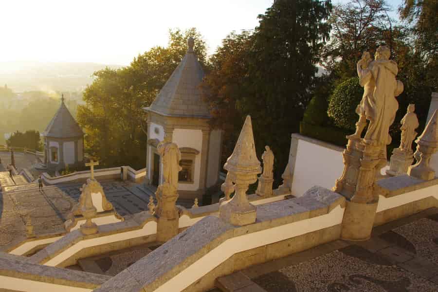 Porto: Guimarães & Braga Tour mit Tickets und Mittagessen. Foto: GetYourGuide Porto: Guimarães & Braga Tour mit Tickets und Mittagessen. Foto: GetYourGuide