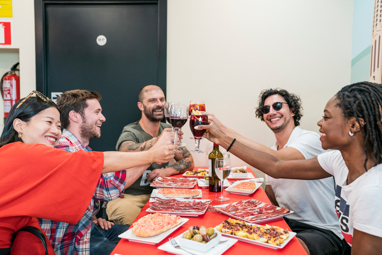 Jamón, Cheese and Wine Experience near Sagrada Familia Barcelona: Jamon, Cheese, and Wine Tasting Experience