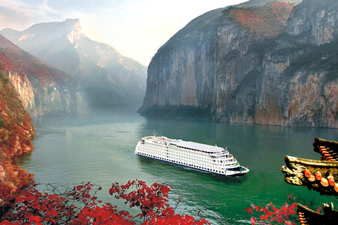 4D3N Yangtze River Victoria Cruise: Chongqing to Yichang Executive Suite