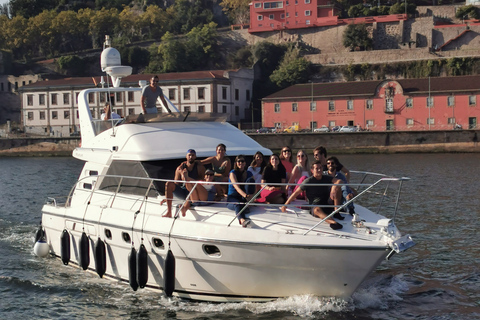 Porto:Douro River 6 Bridges tour amazing yatch with cocktailPorto: Sunset or Daytime Premium yatch on the Douro River