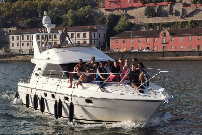 Porto: Premium jacht bij zonsondergang of overdag op de rivier de Douro