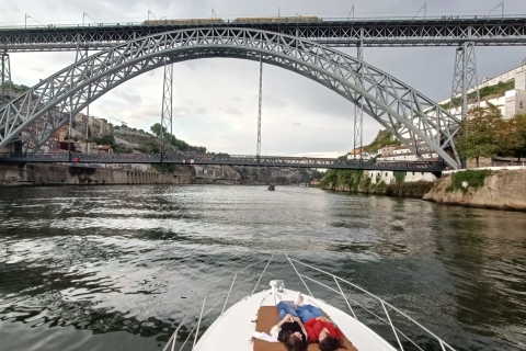 Oporto: Yate Premium al atardecer o de día en el río Duero