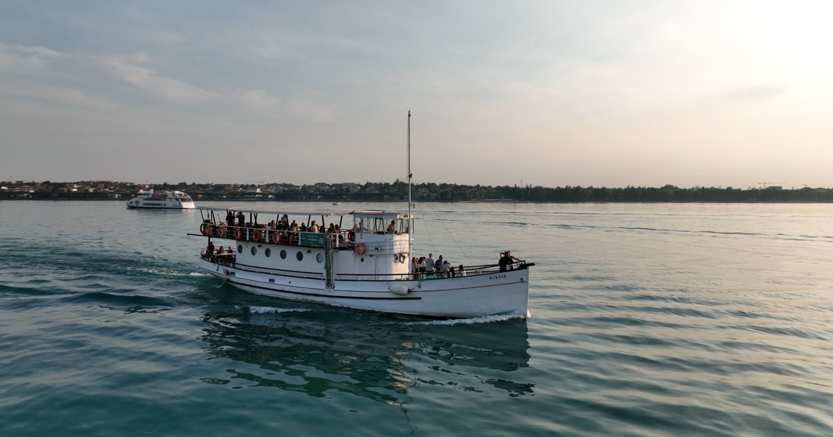 Peschiera: Cruzeiro de meio dia pelo Lago de Garda com almoço