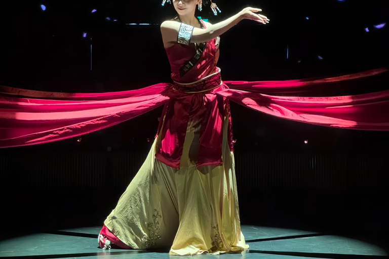 Kunming Jueyan: Immersive Ancient Palace Banquet with Show Costume + Makeup + 4 Retouched Shots + Raw Files (No Meals)