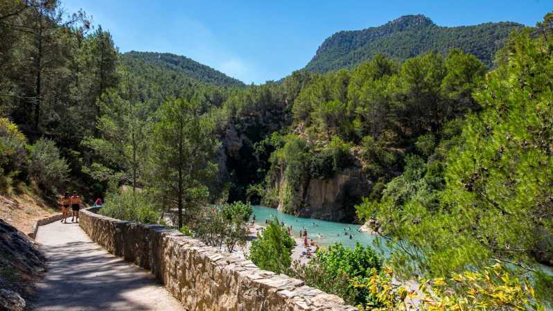 Da Valencia: escursione guidata a piedi a Montanejos con piscine termali