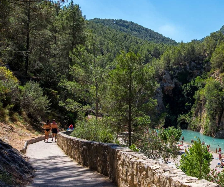 Vanuit Valencia: begeleide wandeling door Montanejos met thermale baden