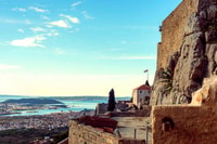 Split, Klis Sunset Sightseeing Bus Tour - Housity