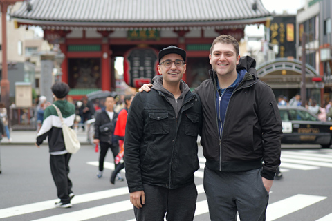 Tokyo: Asakusa Walking Tour, Local Guide & Snacks opt. Vegan