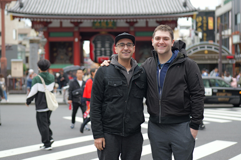 Tokyo: Asakusa Walking Tour, Local Guide & Snacks opt. Vegan