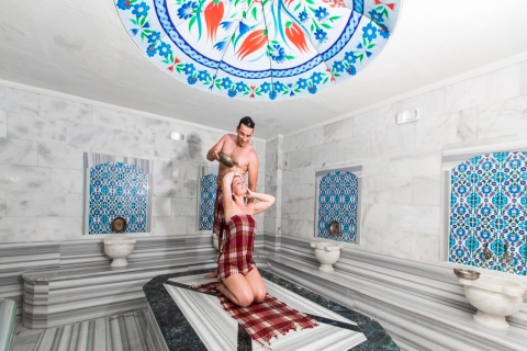Kusadasi: Erlebnis Türkisches Bad mit Hotelabholung