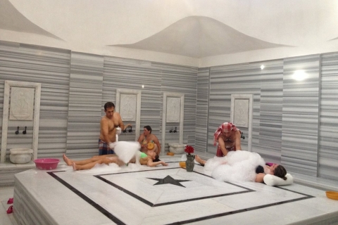 Kusadasi : Expérience du bain turc avec prise en charge à l'hôtel