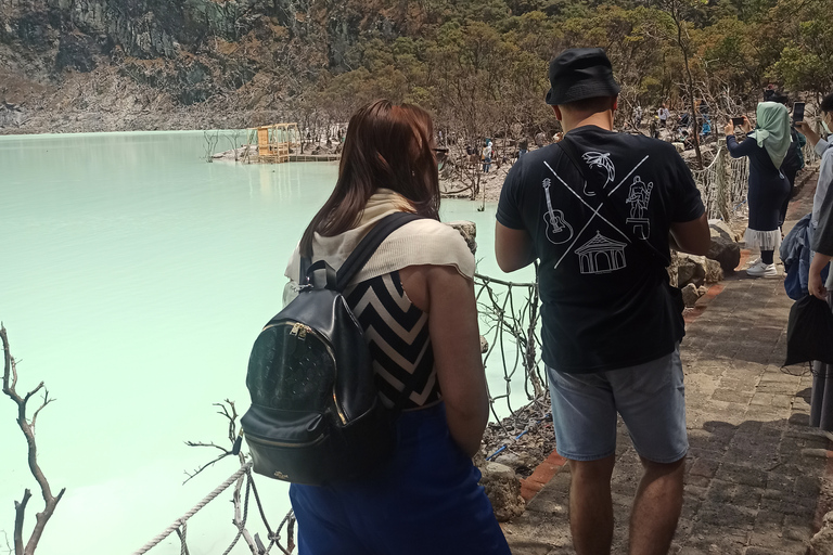 Vulcano, sorgenti calde, bagni di fango e tour del tè: tutto inclusoGiro aperto