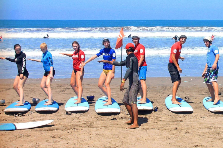 Lezioni di surf a Kuta : Lezione di surf di 2 oreSemi privato (2 ore)