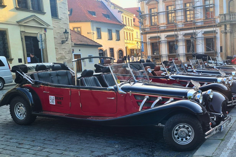 Les rues de Prague en décapotable vintage, visite du château de PraguePrague : Visite de la vieille ville et du château de Prague