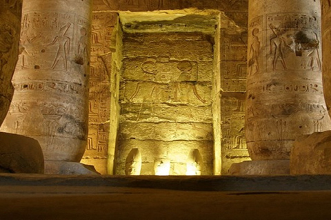 From Luxor: Day Tour to Abydos Temple and Dendera Temple