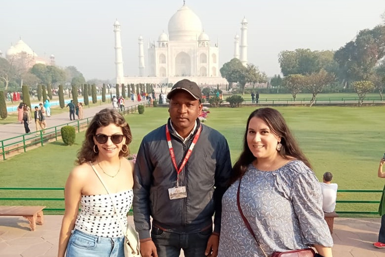 Agra: Taj Mahal and Mausoleum Tour with guideAgra: Taj Mahal Private Guided Tour