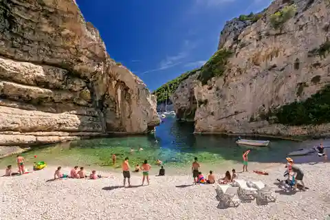 De Hvar: Passeio de barco particular pela Gruta Azul e Ilhas Pakleni