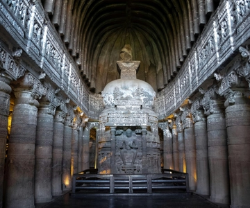 De Aurangabad: Excursão particular de 2 dias às grutas de Ajanta e Ellora