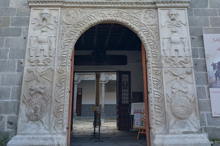 Ávila: Tour privado por Murallas y Casco Histórico