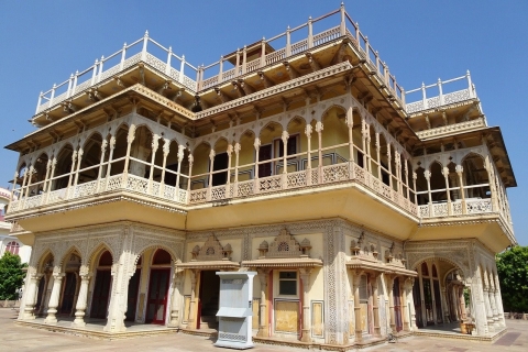 Jaipur : Ein geführter Ganztagesausflug zu den Highlights der Stadt JaipurPrivate Tour mit Transport, Guide, Eintrittskarten und Mittagessen