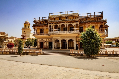 Jaipur : Une excursion guidée d'une journée complète pour découvrir les points forts de la ville de JaipurVisite privée avec transport, guide, billets d'entrée et déjeuner