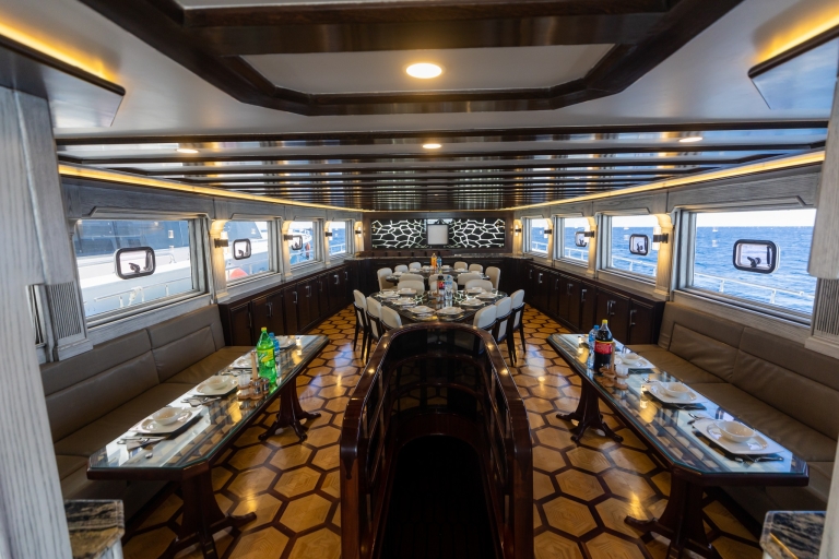 Croisière royale de luxe VIP à Orange Bay avec déjeuner buffetTour à partir de l'extérieur d'Hurghada