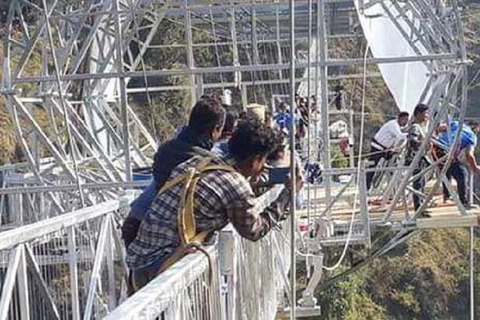 De Pokhara: a segunda maior experiência de bungee jumping do mundo