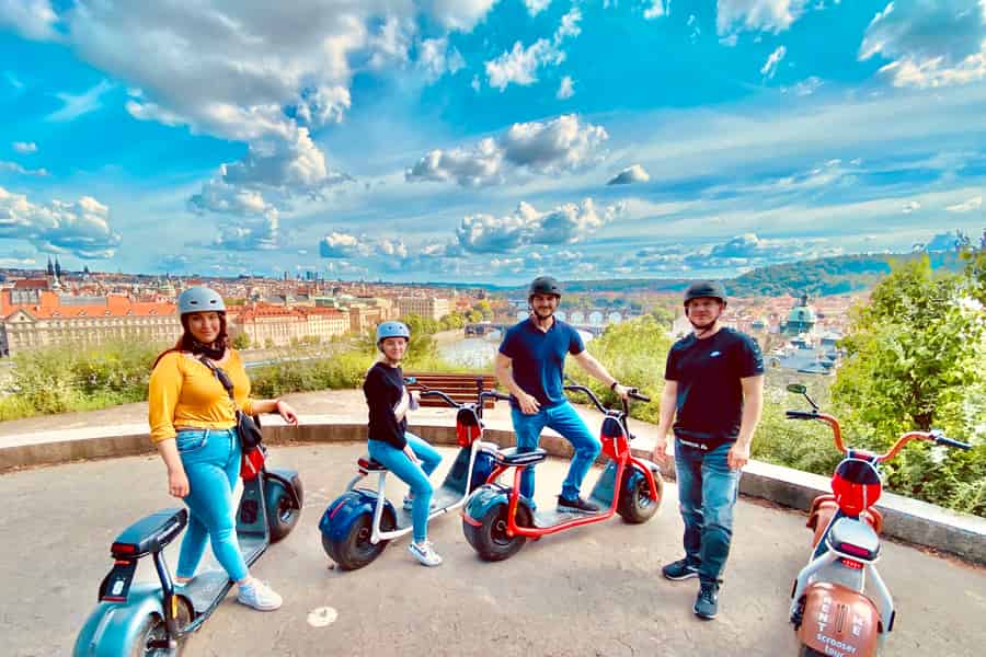 Prag: Fat Tire E-Scooter Guided Tour. Foto: GetYourGuide