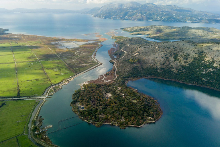 Excursion privée d'une journée à Saranda, Gjirokaster et Butrint depuis Tirana