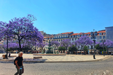 Lisbon: Old Town Tuk Tuk TourExpress Old Town Tour