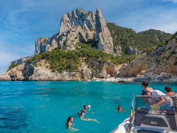 Santa Maria Navarrese: Baunei Coast Cruise with Swim Stops