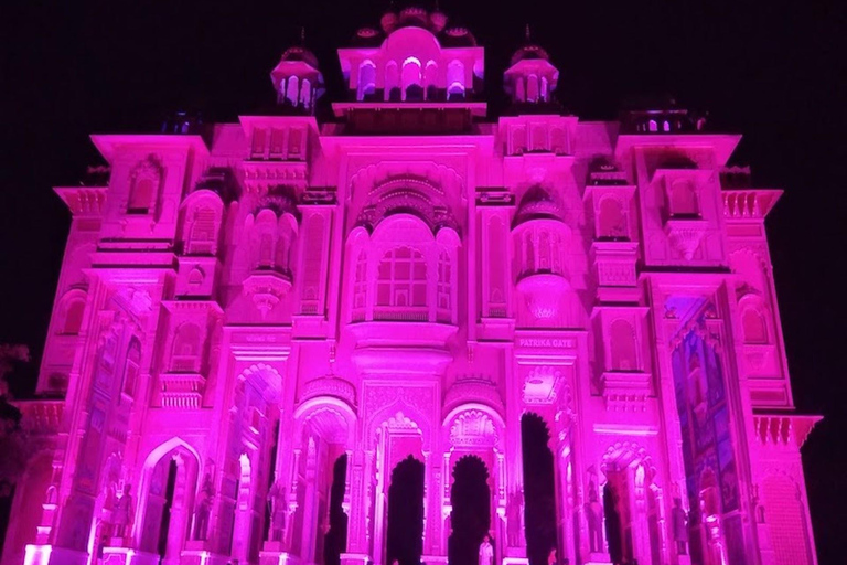 Jaipur : Visite nocturne d&#039;Amer et de la ville rose en jeep à ciel ouvert.