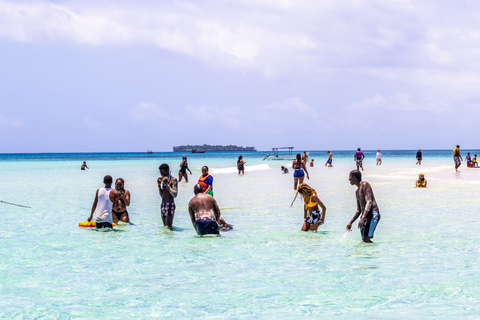 Wasini Island: Dolphin Spotting &amp; Snorkel at Kisite MpungutiDeparture from Diani Beach or Tiwi