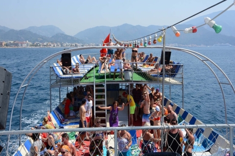 Kusadasi: Ganztägige Bootsfahrt mit Mittagessen und Hotelabholung