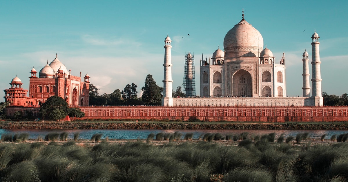 Agra Taj Mahal ( Skiptheline ) entry ticket GetYourGuide