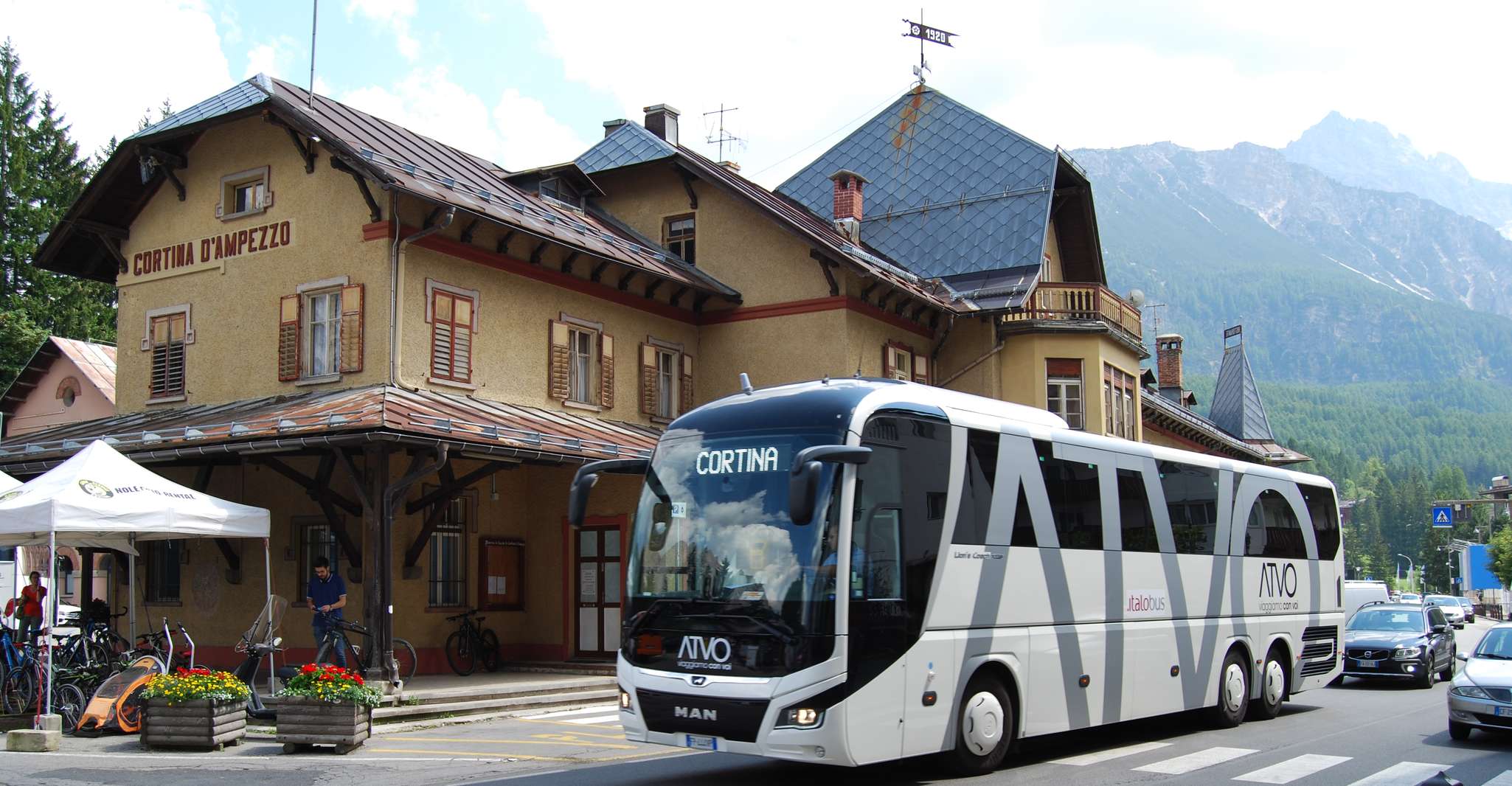 Direkter Coach Mestre Bahnhof nach Cortina - Hizvo