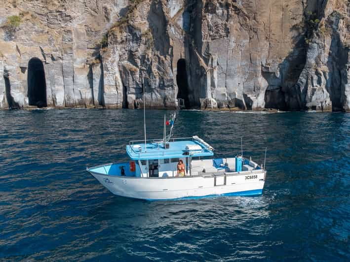 Depuis Sorrente journée en bateau sur la côte amalfitaine GetYourGuide