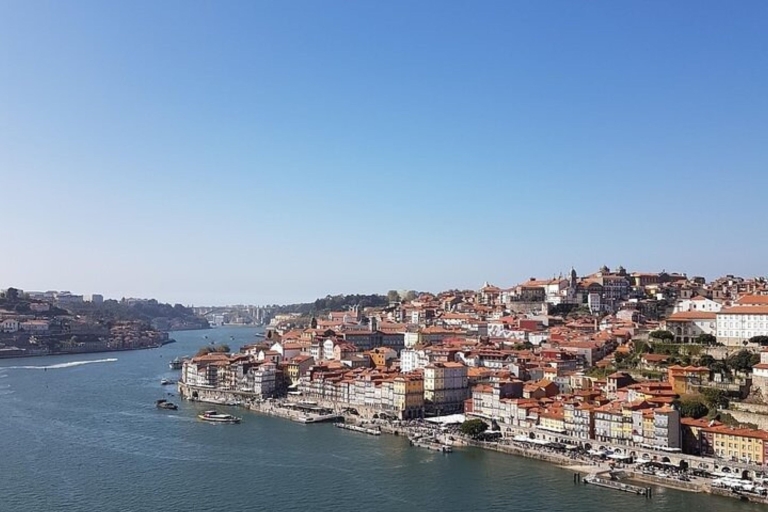 Porto: Private custom tour with a local guide 2 Hours Walking Tour