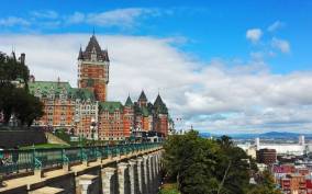 Quebec: Private custom tour with a local guide