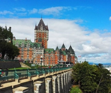 Quebec: Private custom tour with a local guide