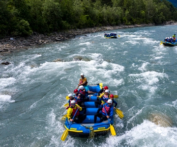 Laax, Flims, Ilanz: Rafting en Vorderrhein (medio día)