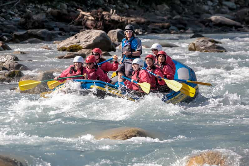 Laax, Flims, Ilanz: Vorderrhein Rafting (half day) | GetYourGuide