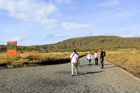 Randonnée de remise en forme MT Longonot depuis NairobiRandonnée de remise en forme MT Longonot