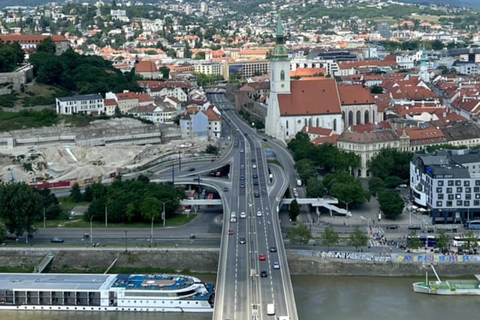 Bratislava : Grand tour de ville avec le château de DevinVisite de groupe