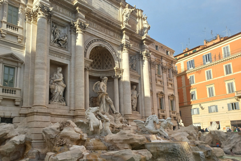 Roma: City Highlights Tour em um carrinho de golfe elétrico