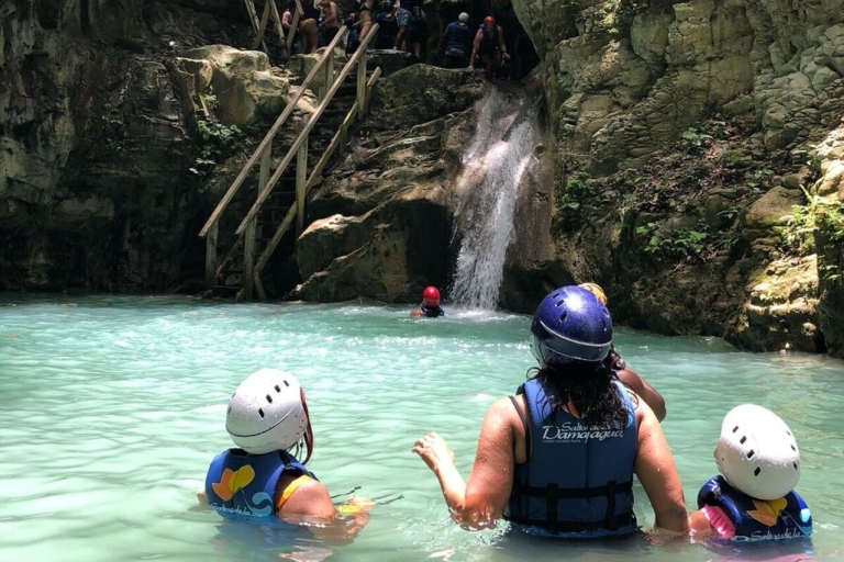 Puerto Plata: Jeep-Safari und Damajagua-Wasserfall-Abenteuer