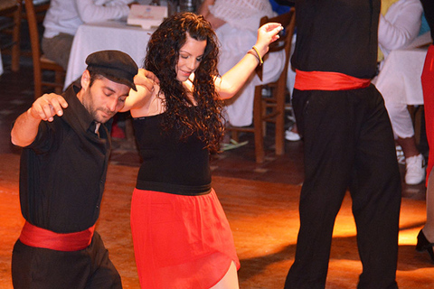 Crete: Traditional Dance Show and Buffet Dinner with WineTour in German, French, English with Pickup